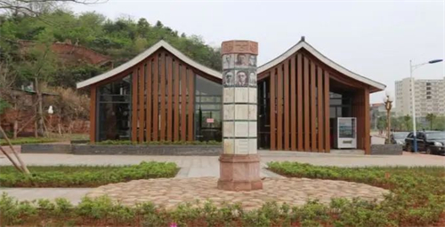 １